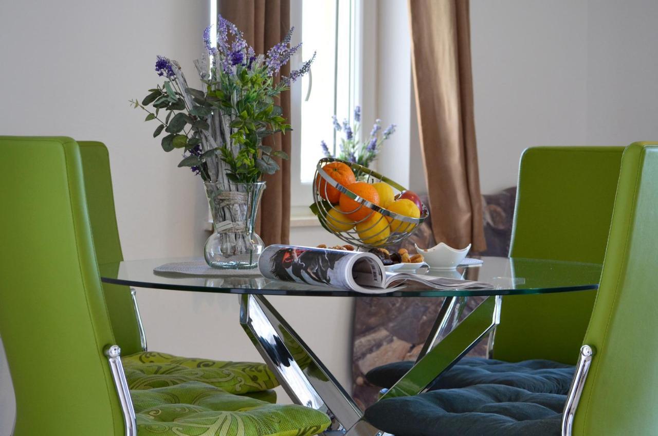 Apartment With A Sea View Terrace, Ciovo Near Trogir Exterior foto